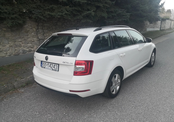 Skoda Octavia cena 48500 przebieg: 232000, rok produkcji 2020 z Kraków małe 466